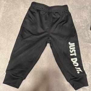 Kids Nike Black Jogger Pants